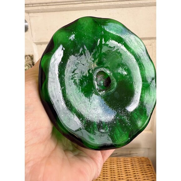 Antique Victorian Green Art Glass Fluted Flower Vase - Picture 10 of 15